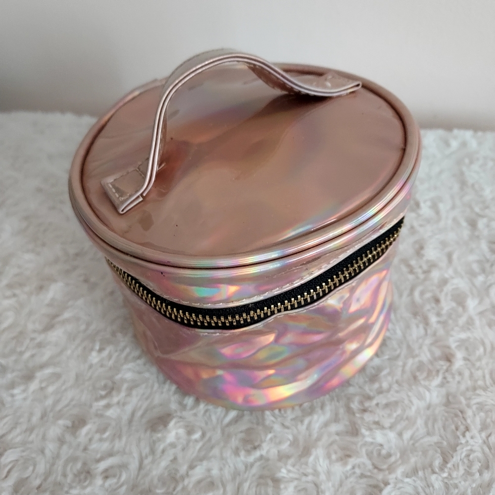 Small Round Retro Iridescent Pink makeup carrying case bag Travel Vacation